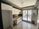 BEŞİKKAYADA 3+1 Y.GİRİŞ KAT ASANSÖRLÜ ÇİFT BANYOLU ÖNCEPHE KİRALIK DAİRE