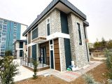BAĞLICA' DA OTURUMA HAZIR MİMARİ TASARIMLI LÜX VİLLA